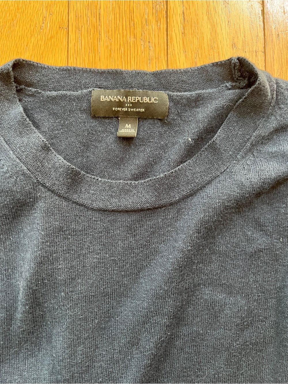 Banana Republic Women’s Forever Sweater - Navy & Light Gray - Picture 3 of 7